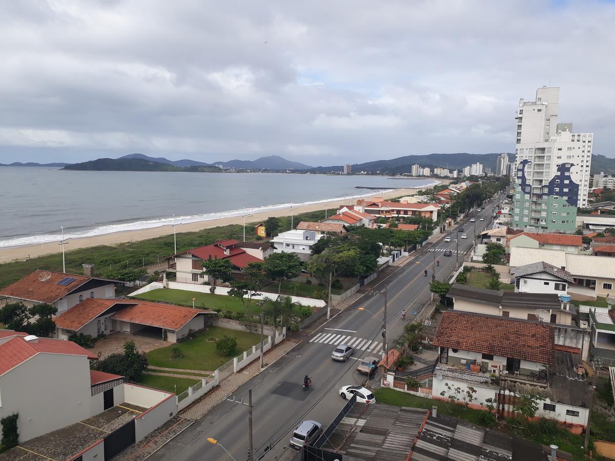 Apartamento Dona Elvira Piçarras Eksteriør bilde